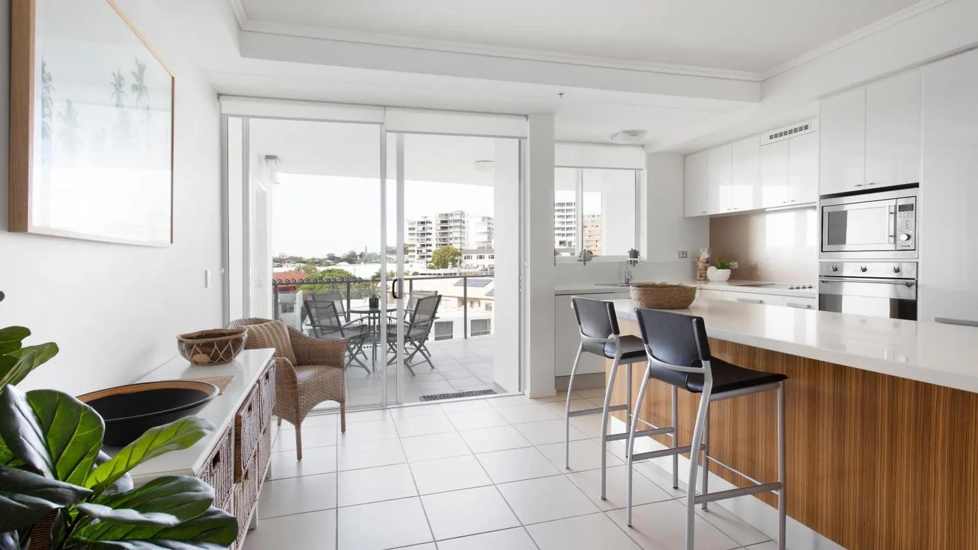 ****  Aspect Caloundra Aparthotel Australia
