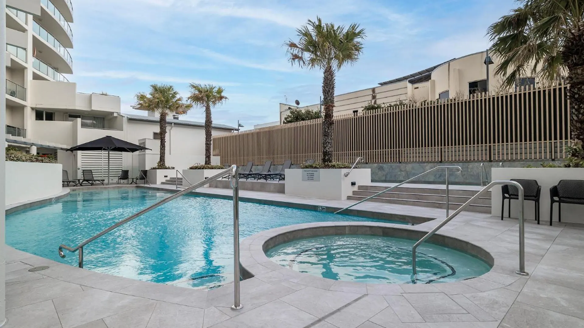 Aspect Caloundra Aparthotel